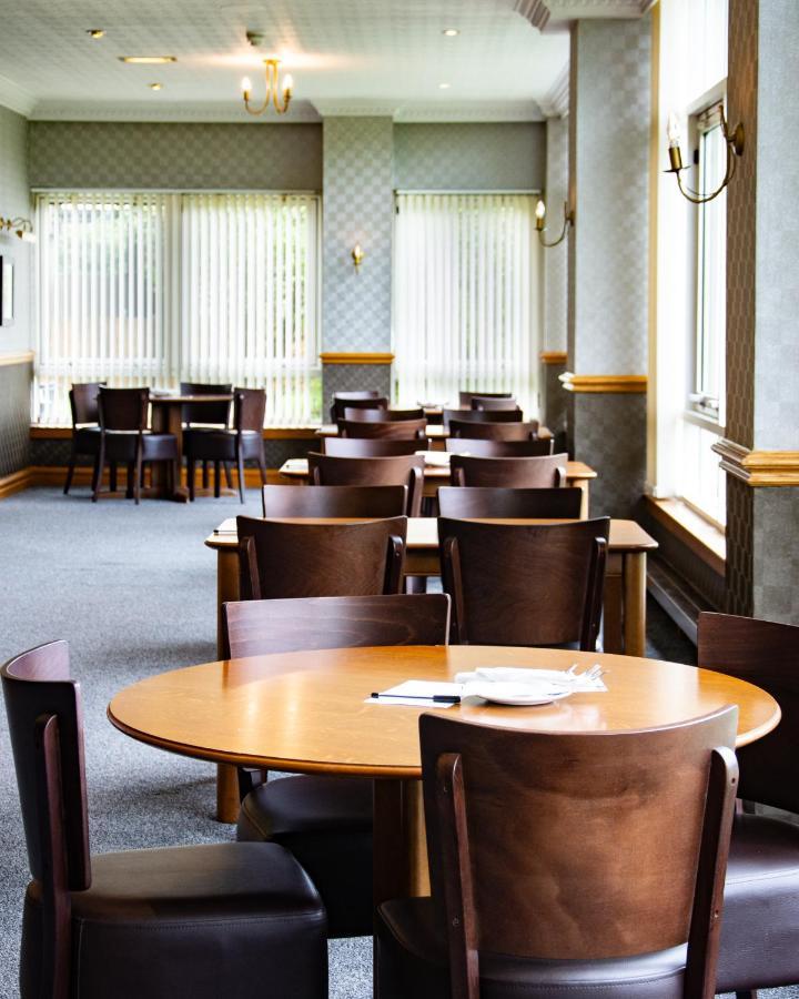 Cairn Hotel Bathgate Exterior photo